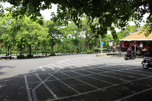 Parcheggio Vuoto Bancarelle Intorno Uluwatu Bali Durante Pandemia Preso Gennaio — Foto Stock