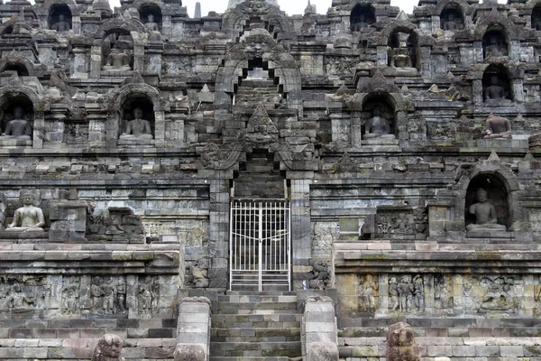 Buddha Statyer Mediterar Vid Borobudur Tempel Indonesien Tagen Mars 2022 — Stockfoto