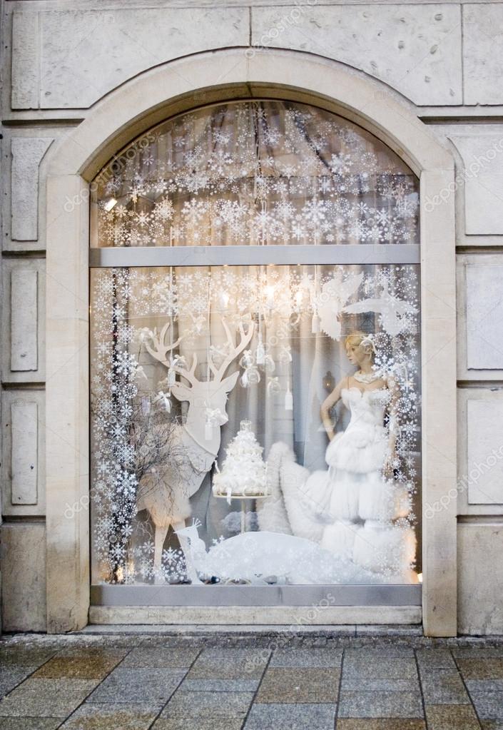 CHRISTMAS SHOP DECORATION — Stock Photo © krolikwkropki #12189539