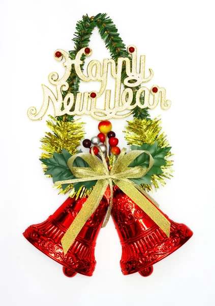 Weihnachtsschmuck / -schmuck: rote Glocken am Weihnachtsbaum — Stockfoto