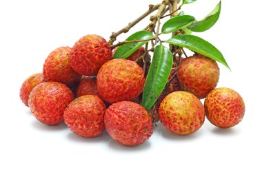 Taze lychees beyaz üzerine izole