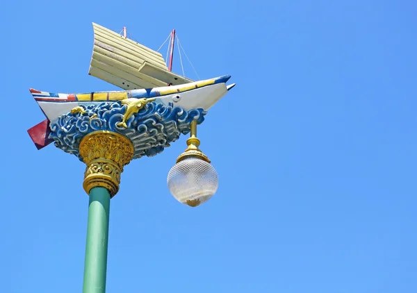 Schip pole in phuket, traditionele — Stockfoto