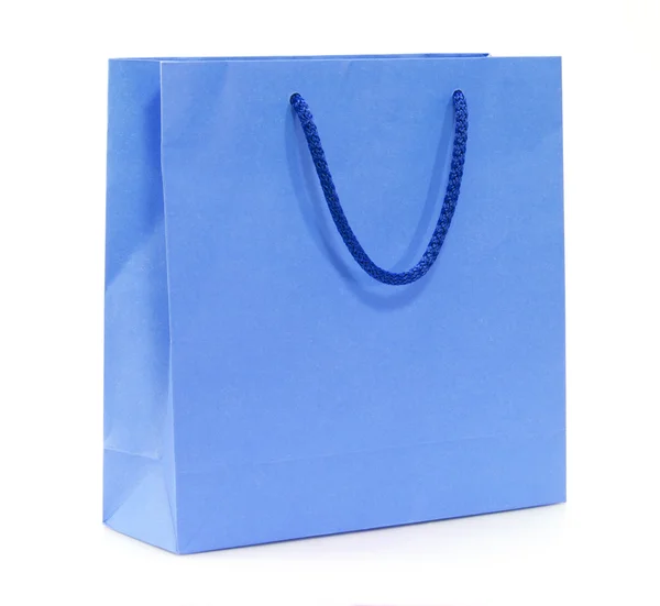 Saco de compras azul isolado em um fundo branco — Fotografia de Stock