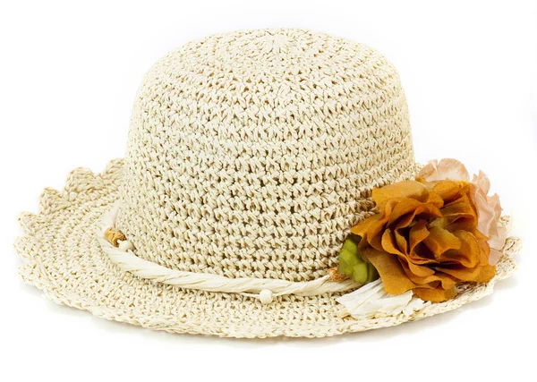 Met de hand gemaakt van geweven hoed met bloem — Stockfoto