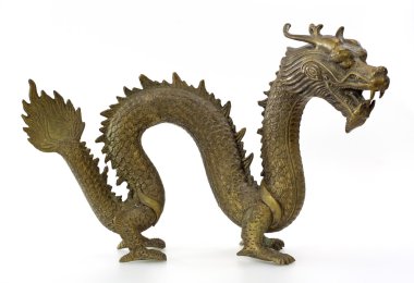 ejderha heykel üzerinde beyaz izole