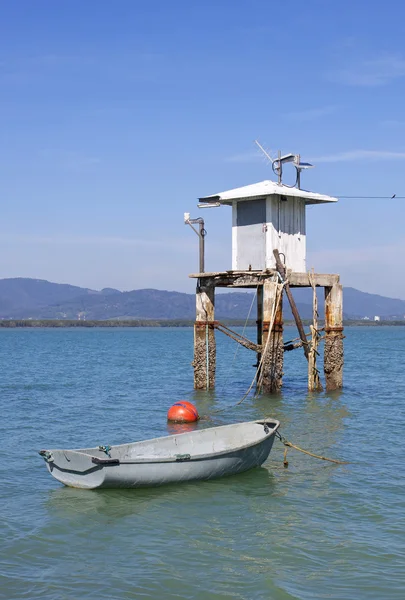 Boot im Meer — Stockfoto