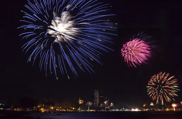 Beautiful fireworks celebrating new year on patong beach thailan — Stock Photo, Image