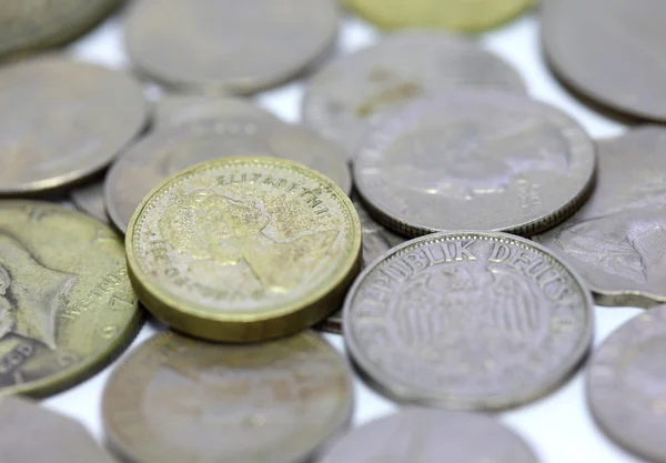 英国英镑美元和欧元硬币 — 图库照片