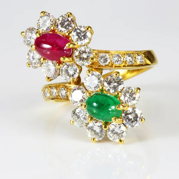 Golden Ring with Diamond and gemstone on white background — Stock Photo, Image
