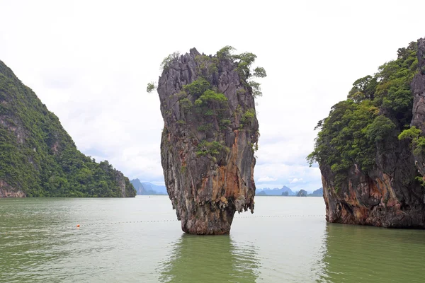 Phang Nga Bay, James Bond Island, Thailand — Stockfoto