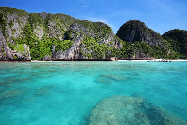 Maya bay, eiland phi phi leh, thailand — Stockfoto