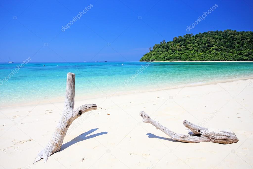 Tropical beach, Andaman Sea koh Rok Thailand 