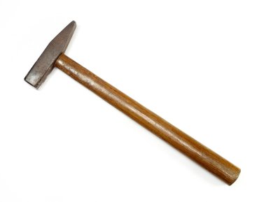 Metal balyoz beyaz arkaplanda izole edildi 