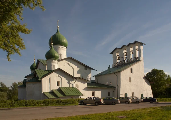 Iglesia de la Epifanía en Pskov — Foto de Stock