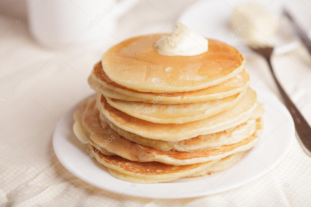 Pancakes with sour cream