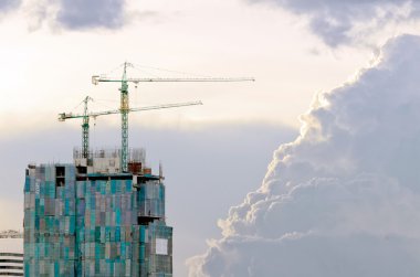 vinç yapı ve inşaat akşam c karşı bina