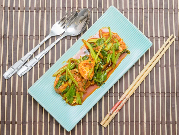 Fried Tofu with chinese kale in red curry saurce — Stock Photo, Image