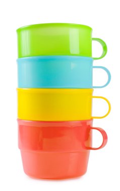 plastik bardak Piramidi