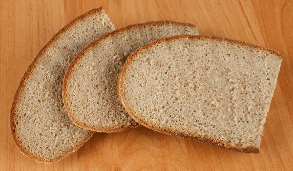 Pane integrale sul tavolo — Foto Stock