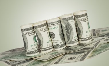 yüz dolarlık banknot notlar halıya twisted