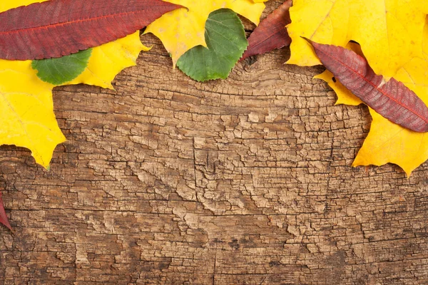 Fondo di legno vecchio incrinato — Foto Stock