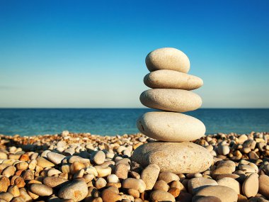 Cairn çakıllı üzerinde