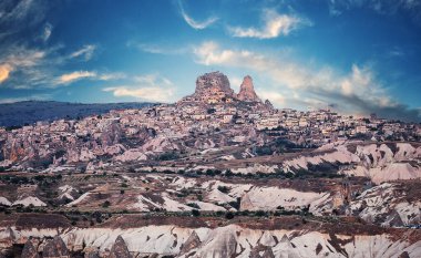 Gün batımında Goreme Açık Hava Müzesi