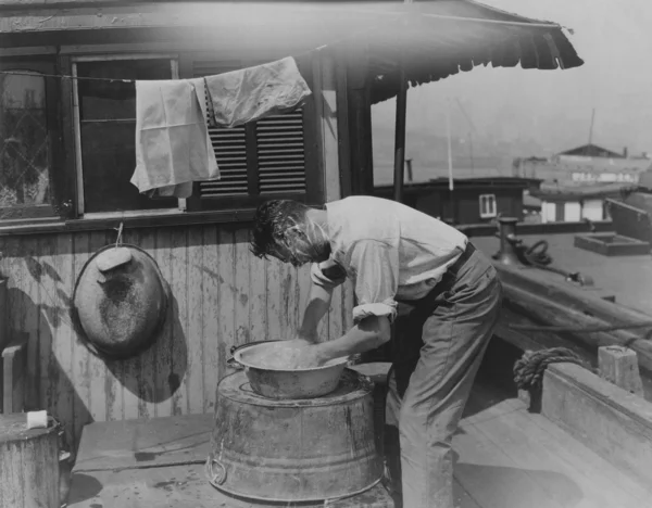 Lavar a louça — Fotografia de Stock