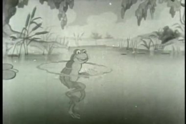 Gölette yüzen kurbağa