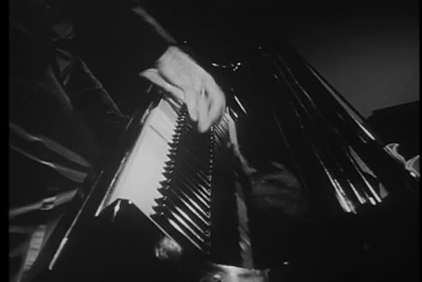Szczelnie-do góry ręce gry na fortepianie pod różnymi kątami — Wideo stockowe