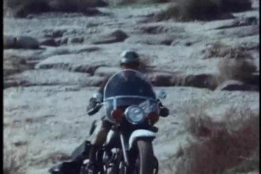 Sakar motosiklet polis