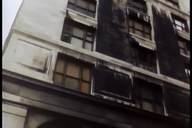 yanan binayı kaydırma