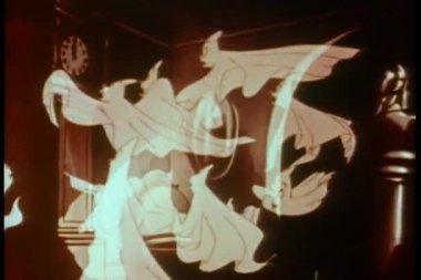 odanın etrafında uçan hayaletler sürüsü karikatür