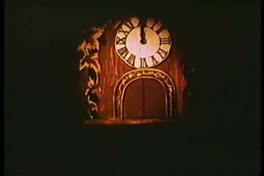 guguklu saat duvar fade