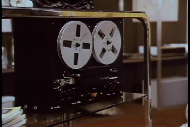 Gravador de áudio de bobina — Vídeo de Stock