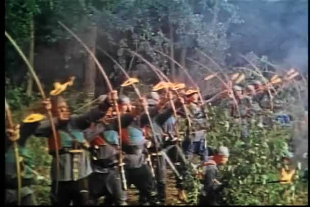 Medieval soldiers shooting fire out of arrows — Stock Video