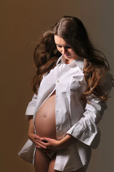 Gravid flicka — Stockfoto