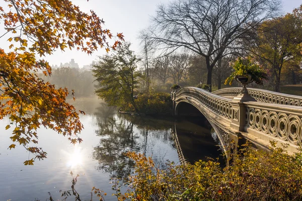 Boog brug — Stockfoto