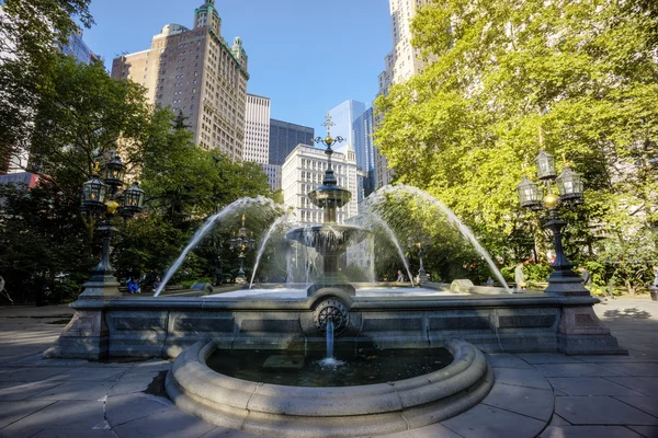 New Yorks manhattan city hall park — Stockfoto