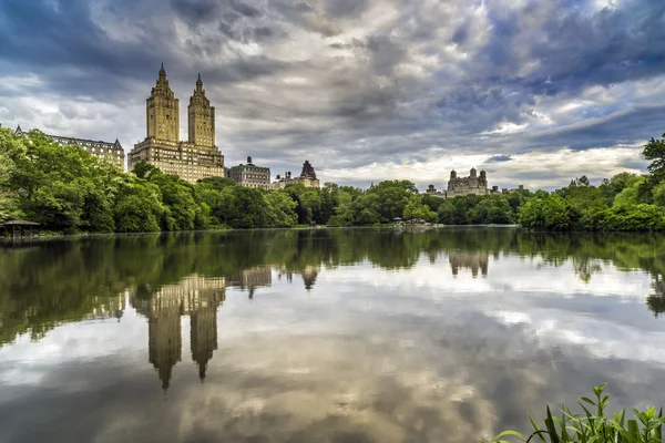 Jezioro central park, Nowy Jork — Zdjęcie stockowe