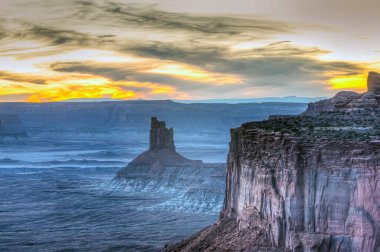 Canyonlands Ulusal Parkı, Utah 'ın güneydoğusunda Moab kasabası yakınlarında bulunan bir Amerikan milli parkıdır..