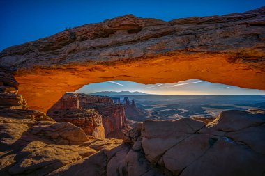 Canyonlands Ulusal Parkı, Utah 'ın güneydoğusunda Moab kasabası yakınlarında bulunan bir Amerikan milli parkıdır..
