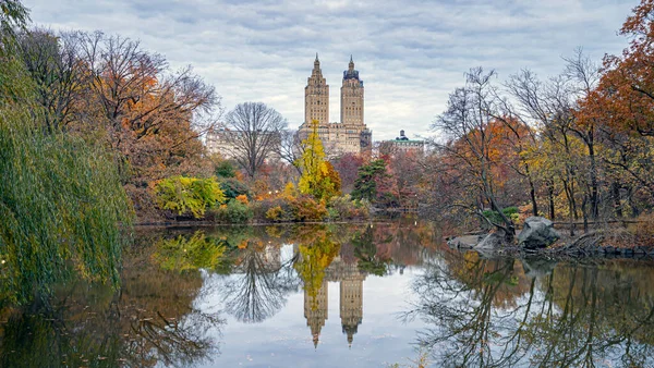 秋天的纽约市中央公园 — 图库照片