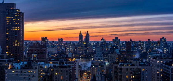 Yukarı Batı Yakasının Manzarası Kışın Gün Batımında Manhattan — Stok fotoğraf