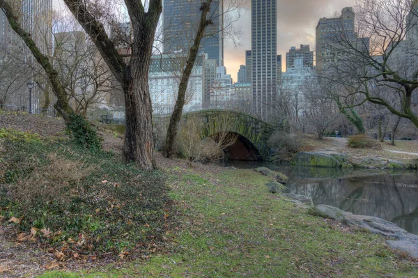 Gapstow Bridge Central Park Early Spring Very Early Morning — Foto de Stock