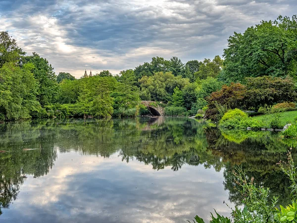 Gapstow Bridge Central Park Early August Early Morning — Stockfoto