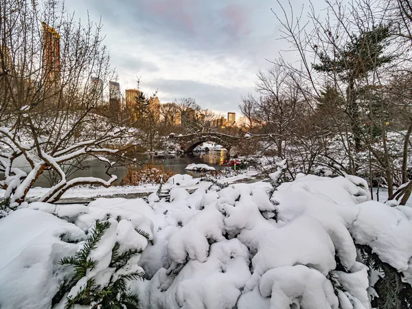 Gapstow Bridge Central Park Nach Schneesturm New York City — Stockfoto