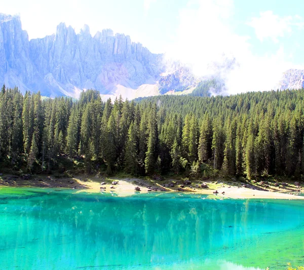 Carezza lake