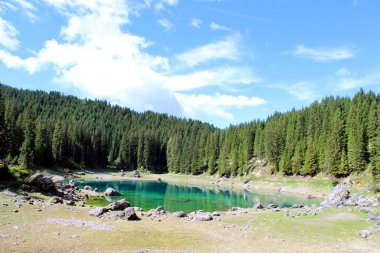 Carezza lake