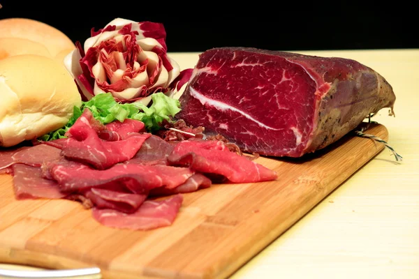 スライスされた肉 — 图库照片
